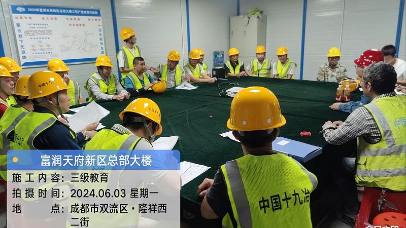 小标题：成人高考复习资料，选对才是关键